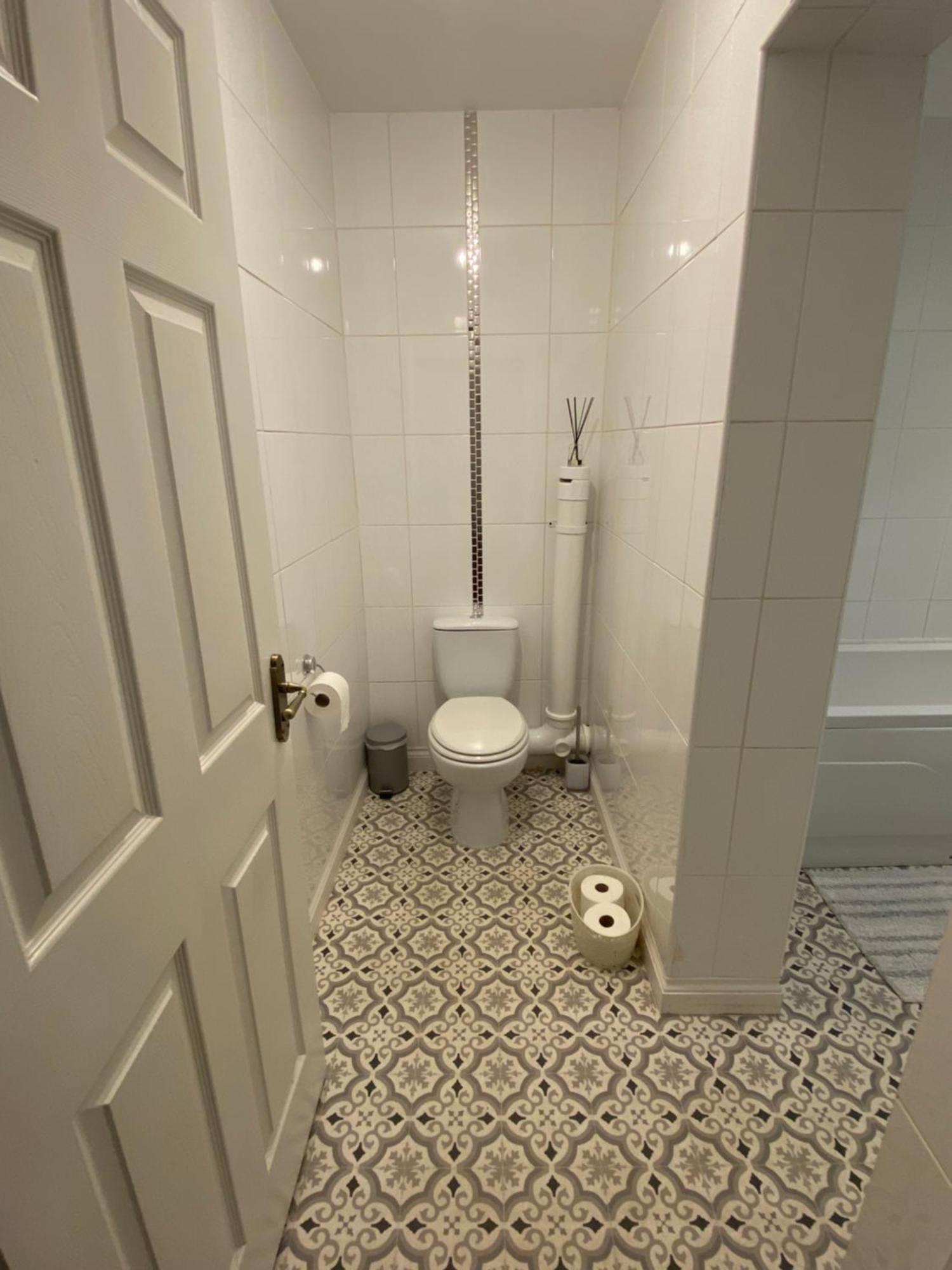 Quirky Town Centre Apartment With River Terrace Macclesfield Dış mekan fotoğraf